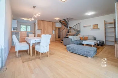 Mieszkania na wynajem, 4-pokojowe, Prešov · €950