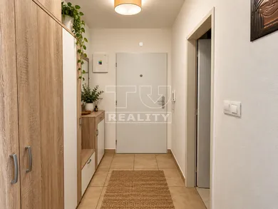 Na predaj 1-izbový byt, 41 m², Piešťany