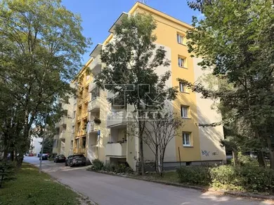 Mieszkania na sprzedaż, 2-pokojowe, Žilina · €177 000