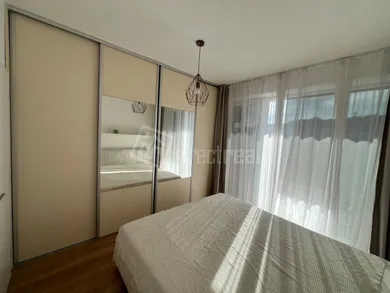 Na prenájom 2-izbový byt, 56 m², Bratislava-Nové Mesto