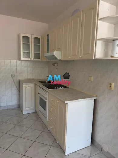 Na predaj 2-izbový byt, 47 m², Trenčianske Teplice, Štvrť SNP