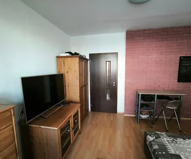 Na predaj 1-izbový byt, 31 m², Bratislava-Petržalka, Šustekova