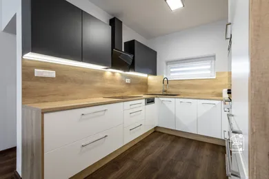 Na prenájom 3-izbový dom, 70 m², Nová Polhora