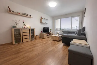 Mieszkania na sprzedaż, 4-pokojowe, Brezno · €169 990
