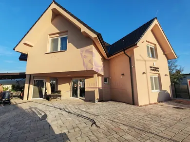 Na predaj 1-izbový dom, 244 m², Nová Dedinka, Jabloňová