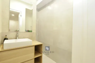 Na prenájom 2-izbový byt, 65 m², Bratislava-Staré Mesto, Krížna