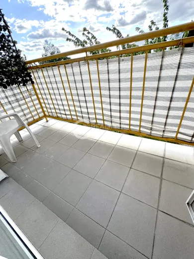 Na prenájom 1-izbový byt, 40 m², Stupava, Dlhá