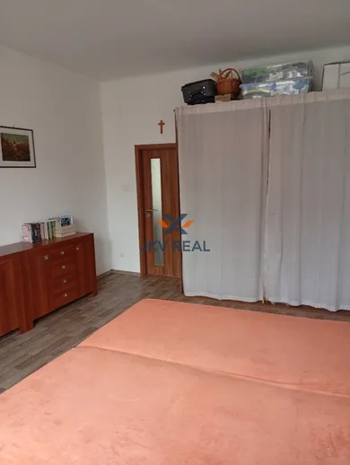 Na predaj 2-izbový byt, 56 m², Banská Bystrica, Trieda SNP