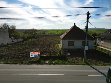 Na predaj pozemok, 234 m², Biskupová