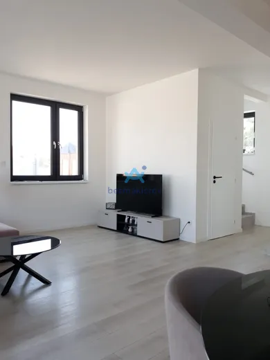 Na predaj 4-izbový dom, 99 m², Bílkove Humence, Šaštín-Stráže
