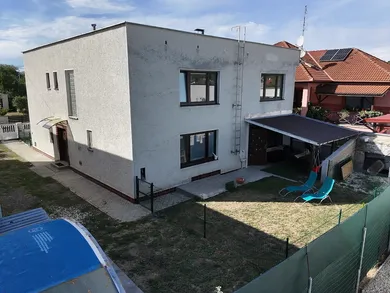 Na predaj 6-izbový dom, 260 m², Lučenec