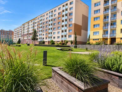 Mieszkania na sprzedaż, 3-pokojowe, Brezno · €105 000