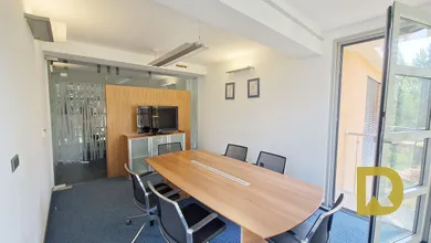Domy na predaj 11-izbový, Bratislava-Staré Mesto · €1 750 000