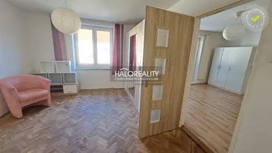 Na prenájom 2-izbový byt, 67 m², Partizánske