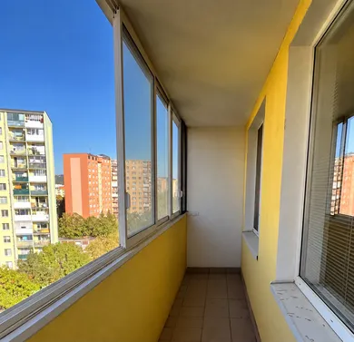 Na prenájom 3-izbový byt, 68 m², Košice-Juh, Oštěpová