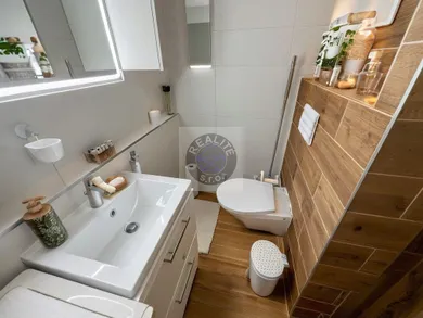 Na predaj 2-izbový byt, 53 m², Bratislava-Podunajské Biskupice
