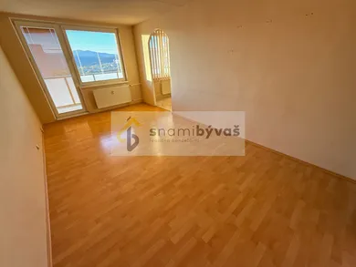Квартиры на продажу, 3-комнатные, Košice-Dargovských hrdinov · €216 000
