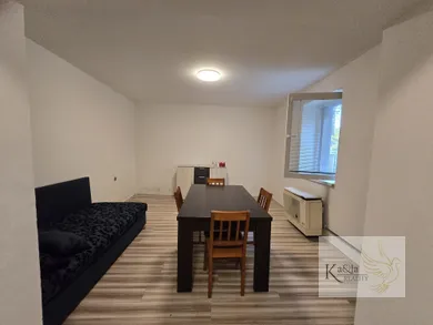 Na predaj dom, Selice, Čsl. armády