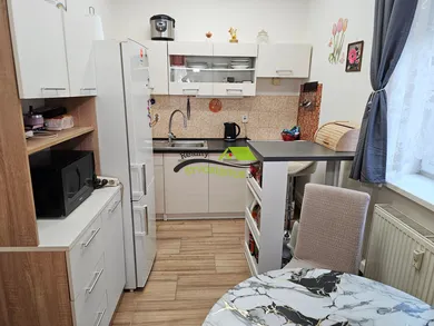 Na predaj 1-izbový byt, 34 m², Senica, Železničná