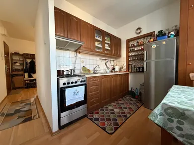Na predaj 4-izbový byt, 75 m², Bratislava-Dúbravka, Kpt. Jána Rašu