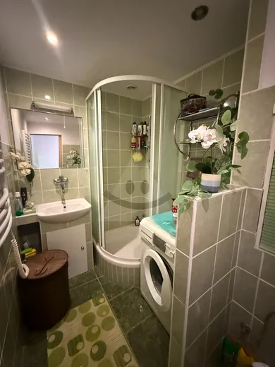 Na predaj 2-izbový byt, 62 m², Prievidza, Nábr.Sv.Cyrila