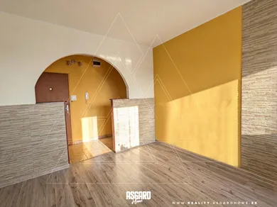 Na predaj 3-izbový byt, 69 m², Levice, Dopravná