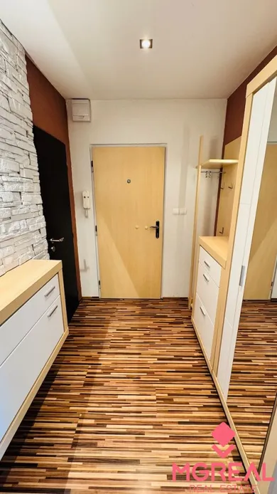 Na predaj 3-izbový byt, 84 m², Partizánske, Malá okružná