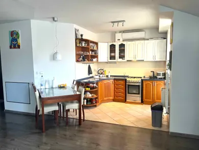 Eladó lakások, 4-szobás, Bratislava-Vajnory · €265 000