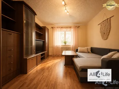 Byty na predaj 2-izbový, Vrbové · €103 000