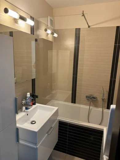 Na prenájom 3-izbový byt, 69 m², Nové Mesto nad Váhom, Športová