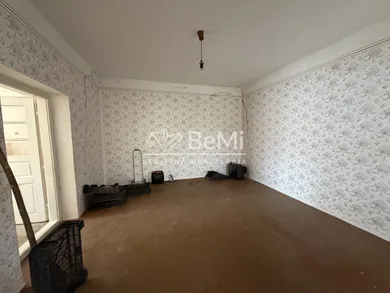 Na predaj dom, 77 m²