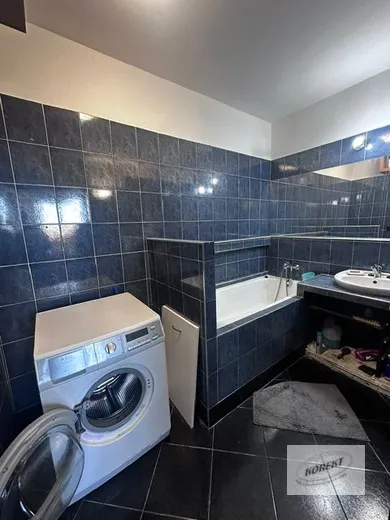 Na predaj 2-izbový byt, 56 m², Nové Zámky, S. H. Vajanského