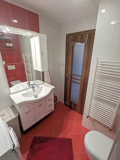 Na prenájom 3-izbový byt, 75 m², Košice-Staré Mesto, Jiskrova