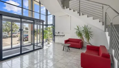 Komerčné priestory na prenájom, Bratislava-Nové Mesto · €450
