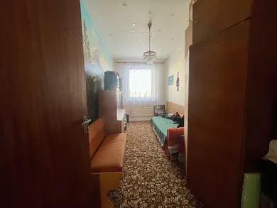 Na predaj 4-izbový byt, 83 m², Banská Štiavnica, Energetikov