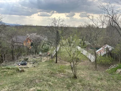 Na predaj pozemok, Bratislava-Devínska Nová Ves, Devínska cesta