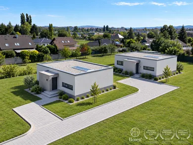 Eladó házak, 4-szobás, Senica · €275 000