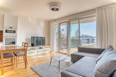 Kiadó lakások, 2-szobás, Bratislava-Dúbravka · €800