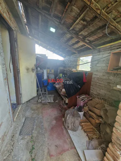 Na predaj 1-izbový dom, 95 m², Vlčkovce