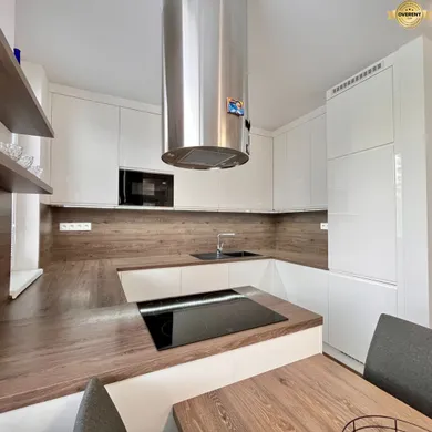 Mieszkania na wynajem, 3-pokojowe, Bratislava-Petržalka · €1100