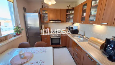Na predaj 3-izbový byt, 71 m², Humenné, Partizánska
