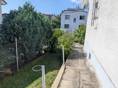 Na predaj dom, 100 m², Bratislava-Nové Mesto, Bellova