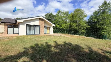 Domy na sprzedaż, Banská Bystrica · €470 000