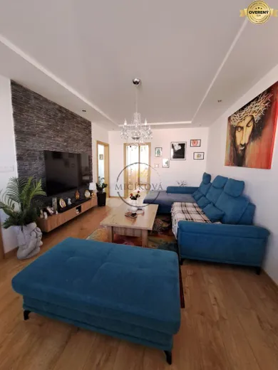 Na predaj 3-izbový byt, 74 m², Šaľa, Hollého