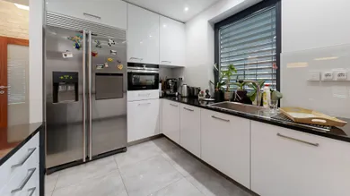 Na predaj dom, 180 m², Malinovo, Cintorínska