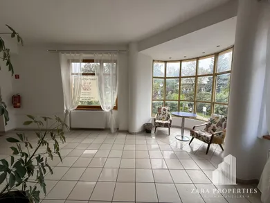 Na prenájom komerčné, 86 m², Púchov, Štefánikova