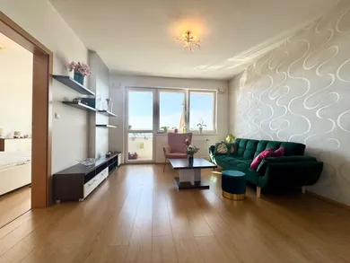 Na prenájom 2-izbový byt, 50 m², Bratislava-Ružinov, Kaštieľska