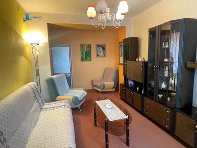 Eladó lakások, 2-szobás, Závadka nad Hronom · €39 000