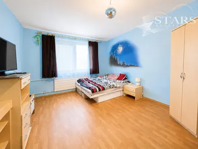 Na prenájom 3-izbový byt, 77 m², Zlaté Moravce, Staničná