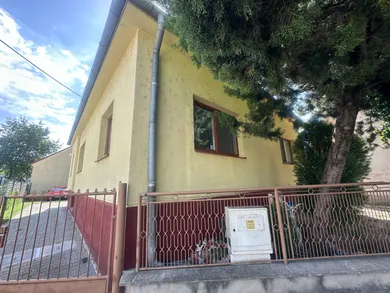 Na prenájom 2-izbový byt, 62 m², Piešťany